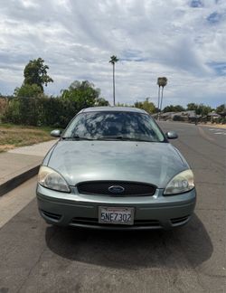 2006 Ford Taurus