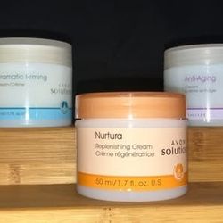 Avon Solutions Skin care set