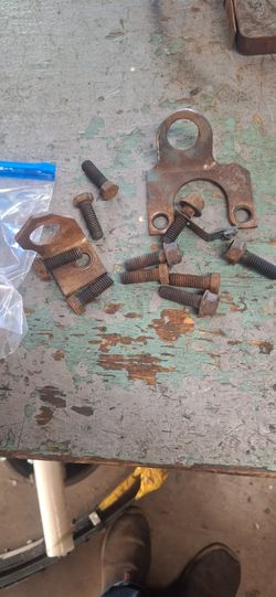 Sbc Chevrolet 70s Intake Manifold Bolt Set With Engine Pull Brackets See Pics.35th Ave And McDowell Phx