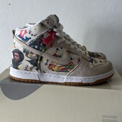 Supreme Merch Sb’s And Clothes 
