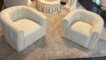 2 accent chairs
