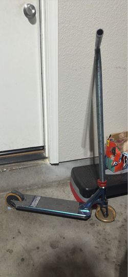 Envy pro scooter with after market T bars for taller rider