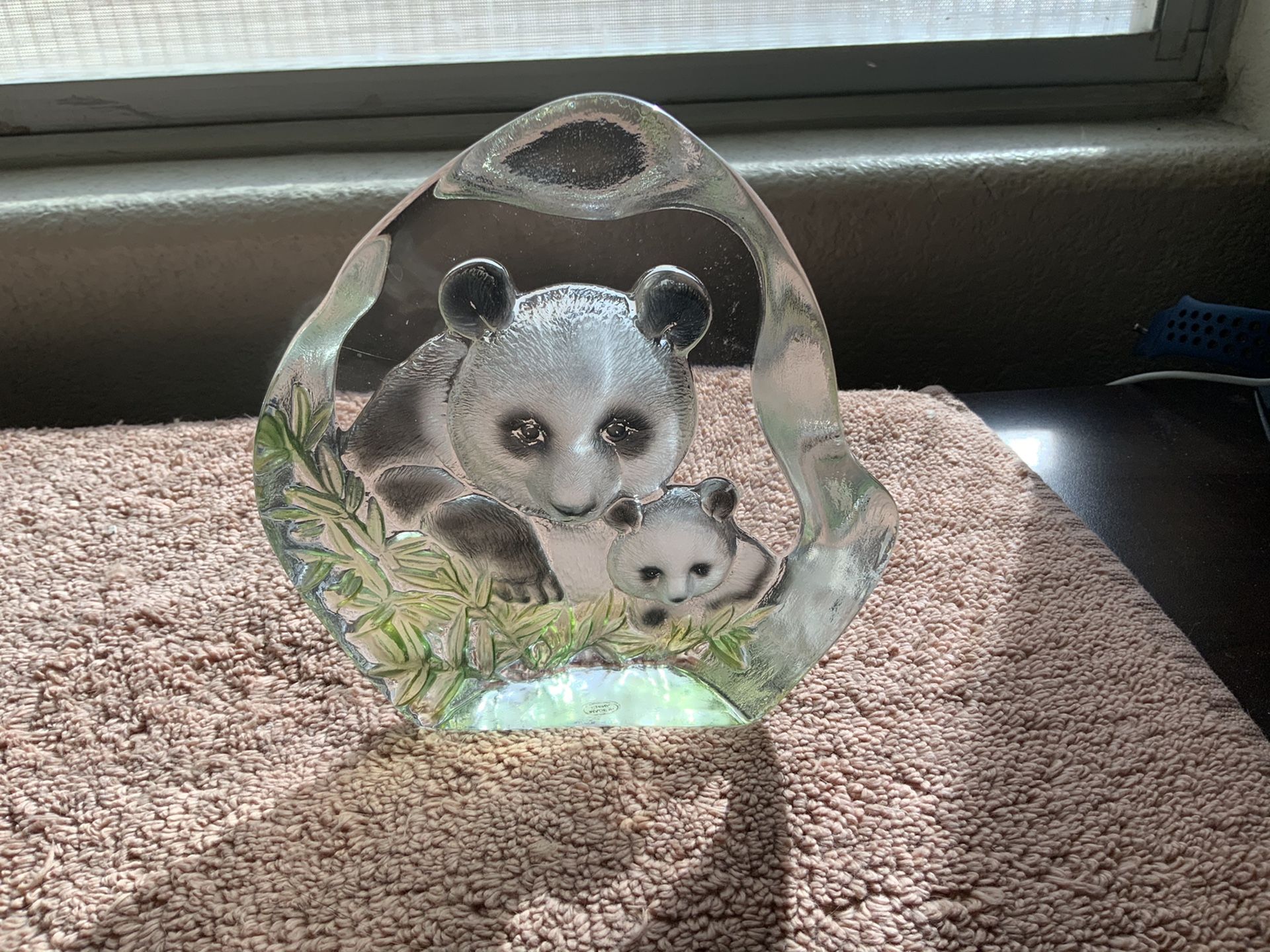 NEW GLASS PANDA’S PAPERWEIGHT ( EXCELLENT CONDITION). 5.5” TALL BY 5.5” WIDE