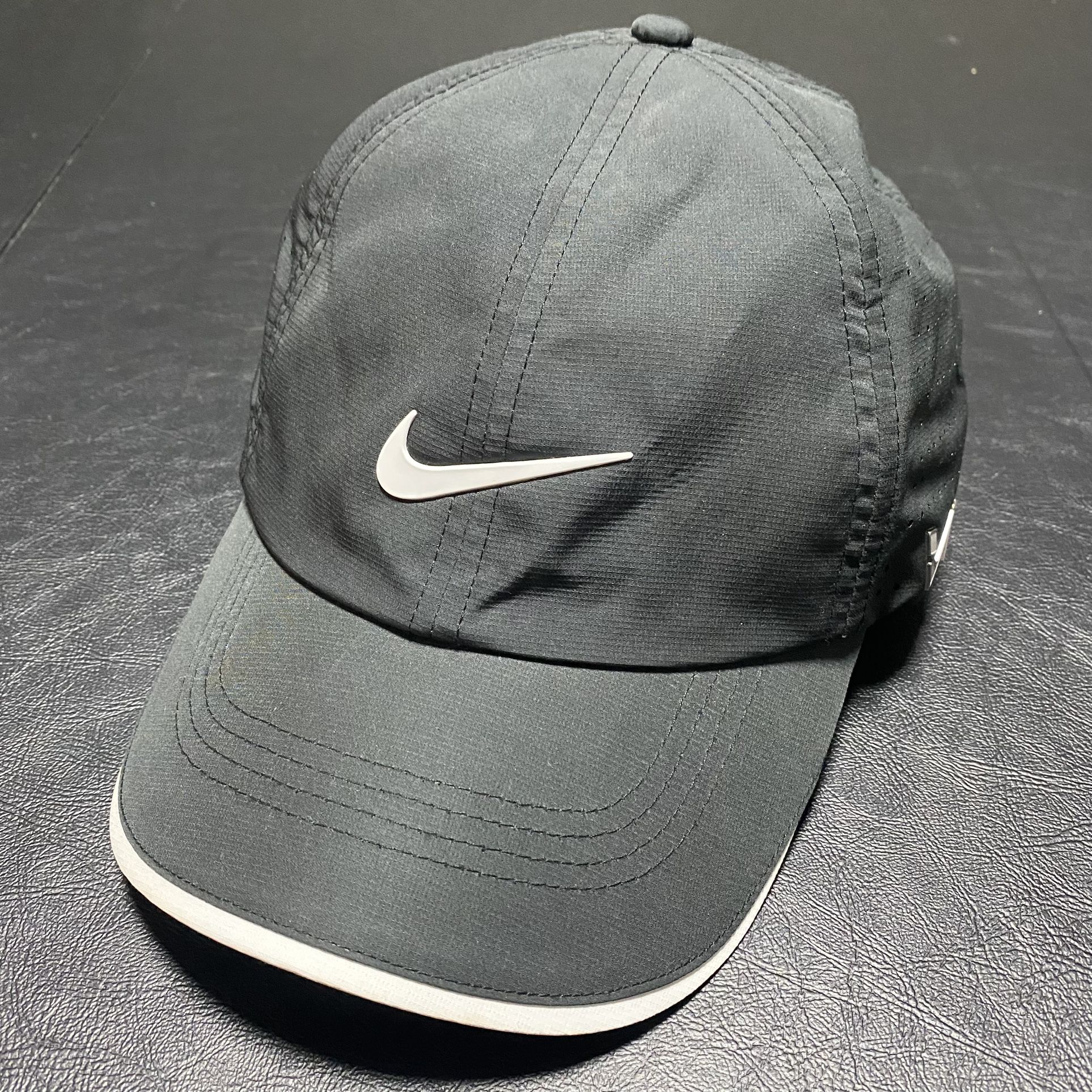 Nike Golf RZN VRS Athletic Adjustable Velcro Golfing Hat
