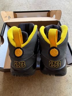 11c Jordan’s in box boys