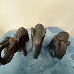 3 Lucky Elephant Figurine Carved Tribal Trunk Up Lucky Statue Resin / porcelain