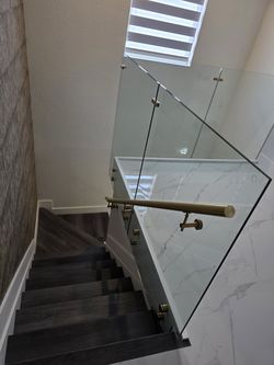 Glass stairs in all the measures