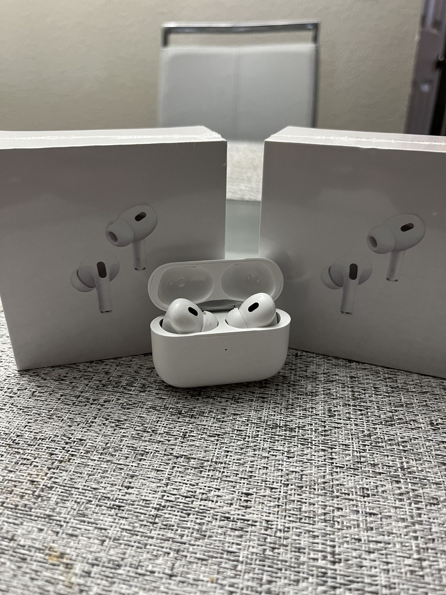 Airpod Pro Second Generation (RESELL)