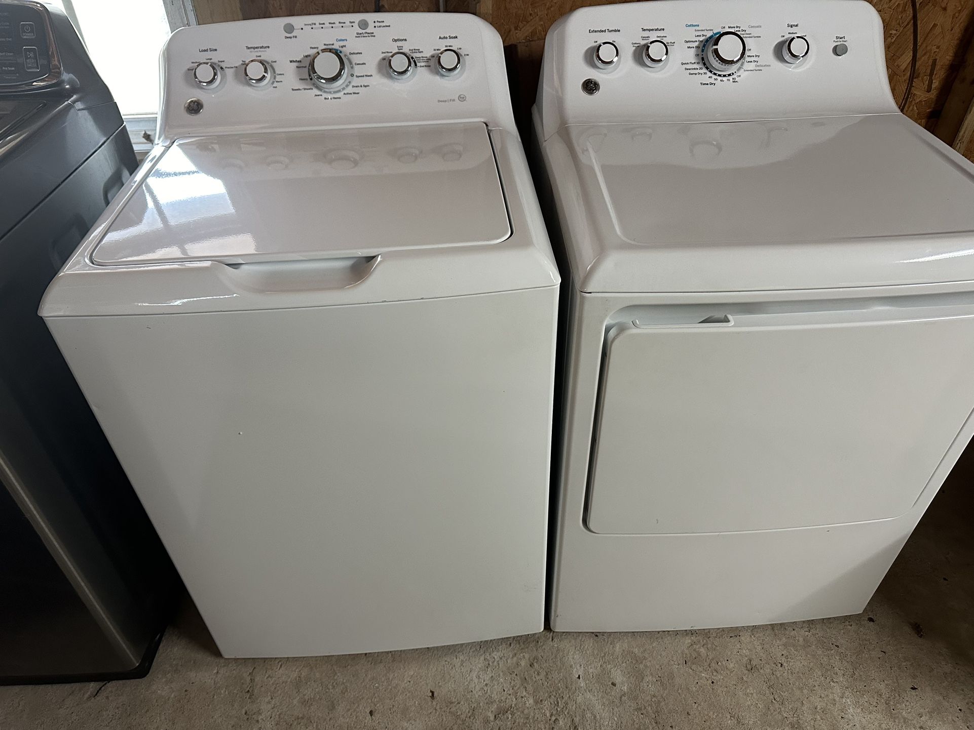 GE WASHER AND DRYER COMBO (FREE DELIVERY)