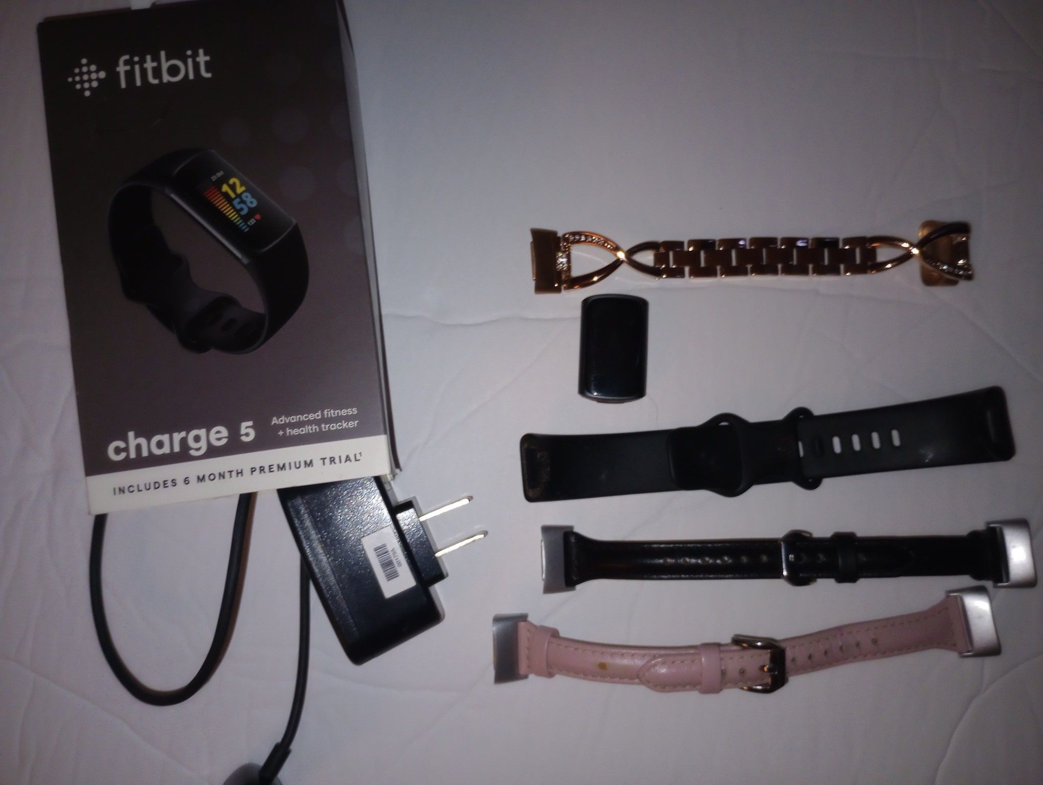 FitBit Charge 5 with Extra Wristbands