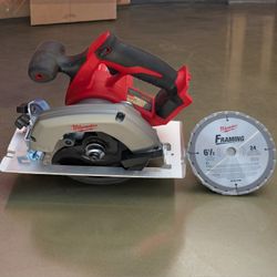 Milwaukee
M18 6-1/2 in. Circular Saw (Tool-Only)