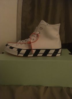 Off White X Converse size 9 DS