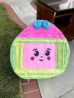 Cocomelon Piñata, Paper is fade, needs to replace tissue Paper 