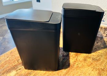 Trash Bins (Motion Censored)