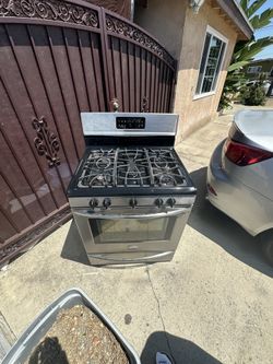 Frigidaire Stainless Steel Gas Range Stove Oven – Works Great
