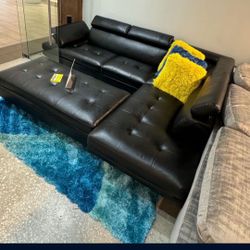 *Weekly Feature!!!*---Mature Ibiza Black Leather Sectional Sofa W/Ottoman---Delivery And Financing Available🤠