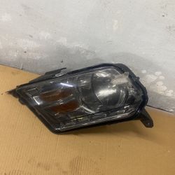 Headlight Ford Mustang 2014