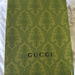 New Gucci Messenger Bag !!