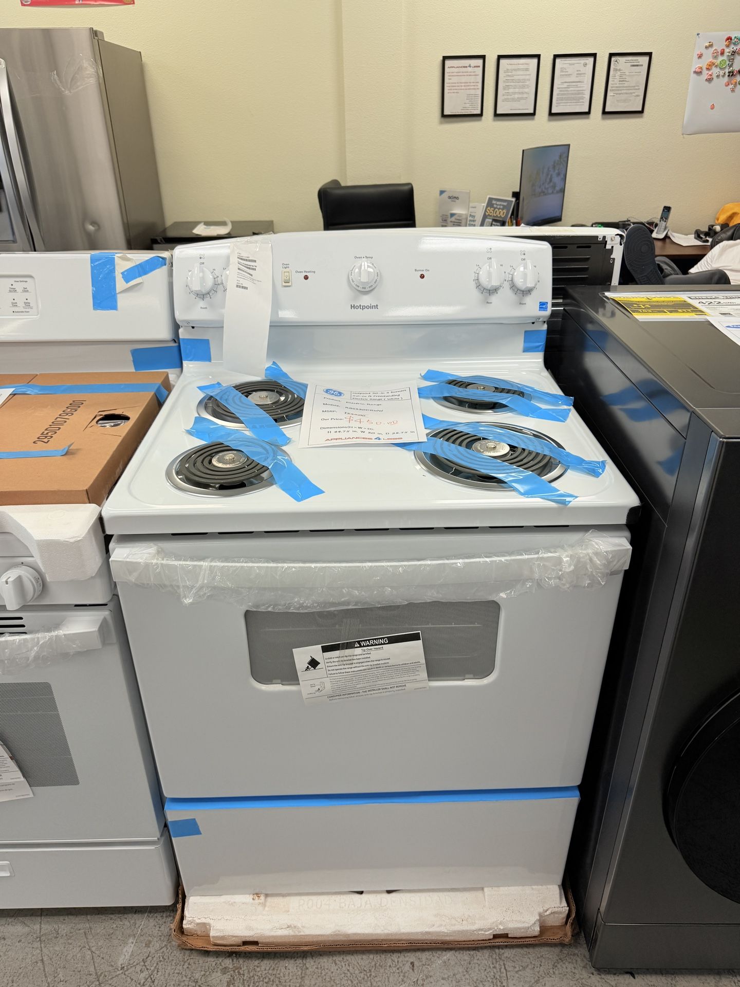 Hotpoint Electric Stove/one Year Factory Warranty
