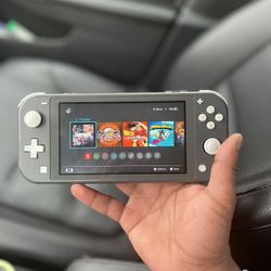Nintendo Switch Lite 