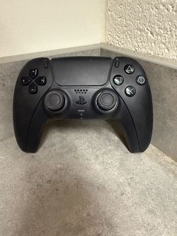 PS5 controller black