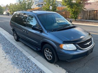 2002 Chrysler Town & Country