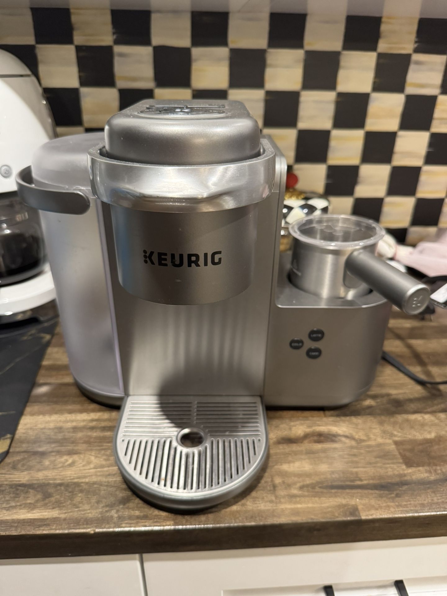 Keurig With Coffee Maker - Great Condition