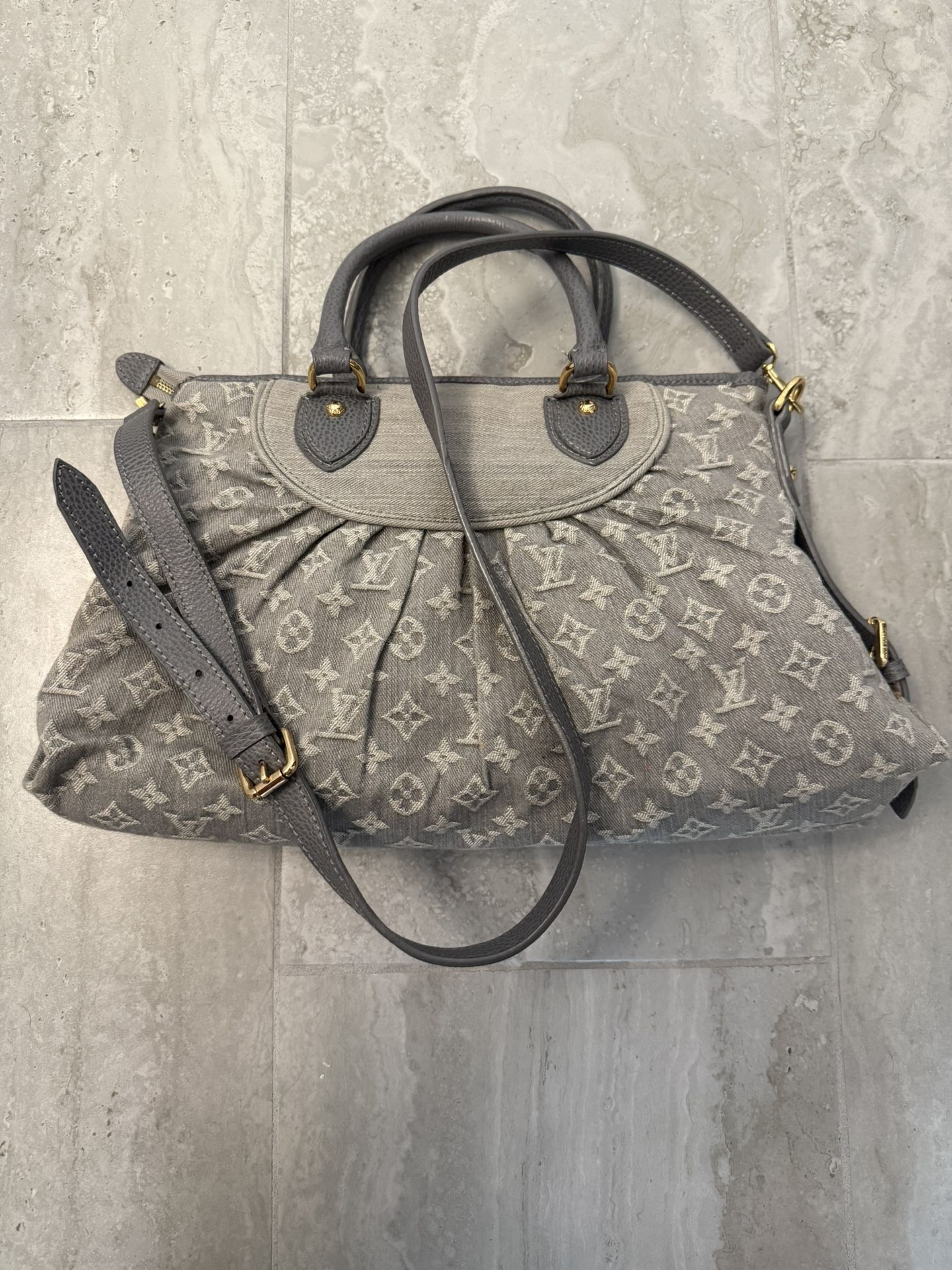 Pre-Owned Monogram Louis Vuitton Denim Bag