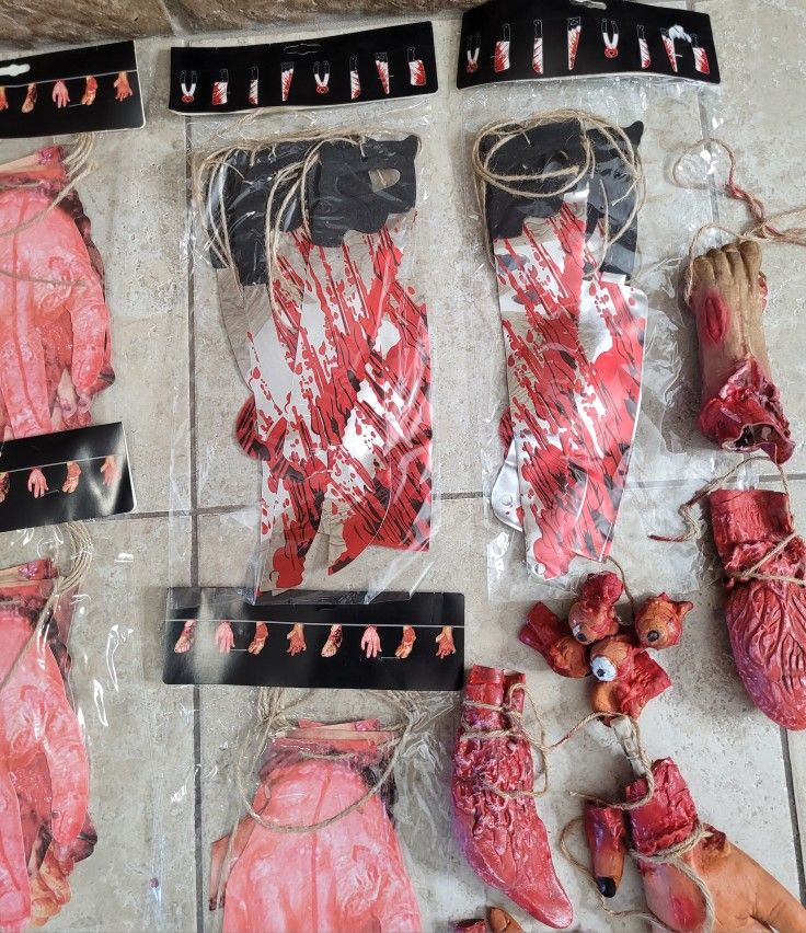 Halloween Gory Party Decorations / Glue in Dark Set