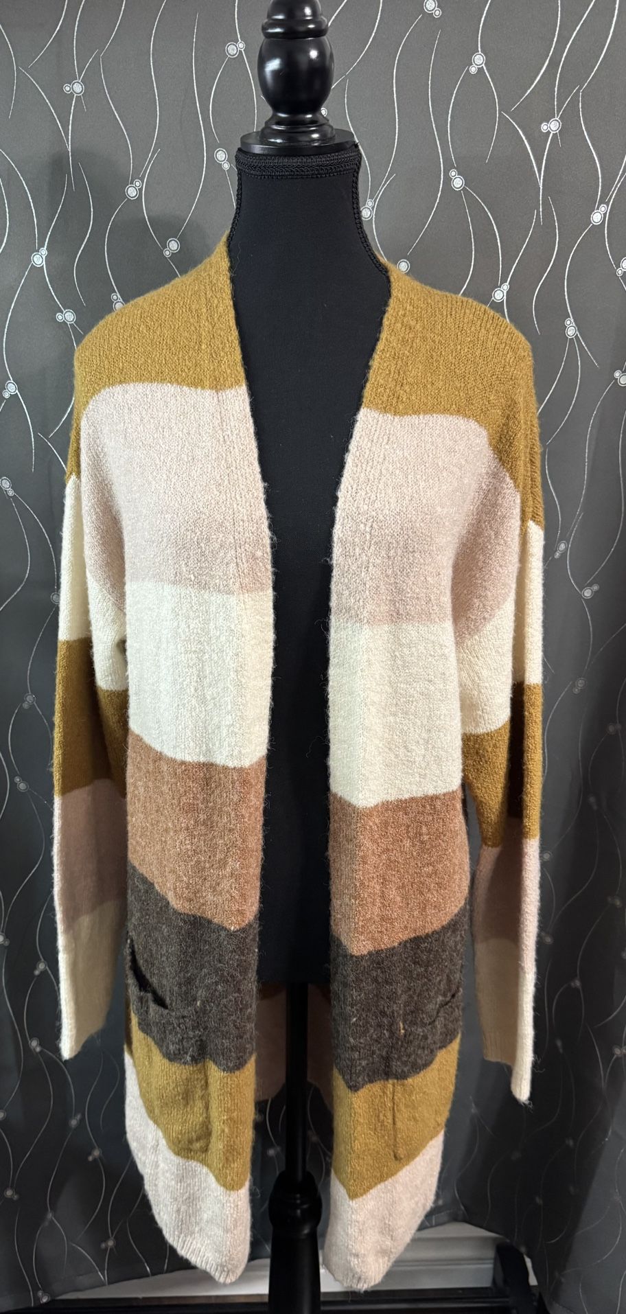Cozy striped cardigan with pockets / Size S/M