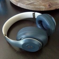 Beats Headphones Studio 3