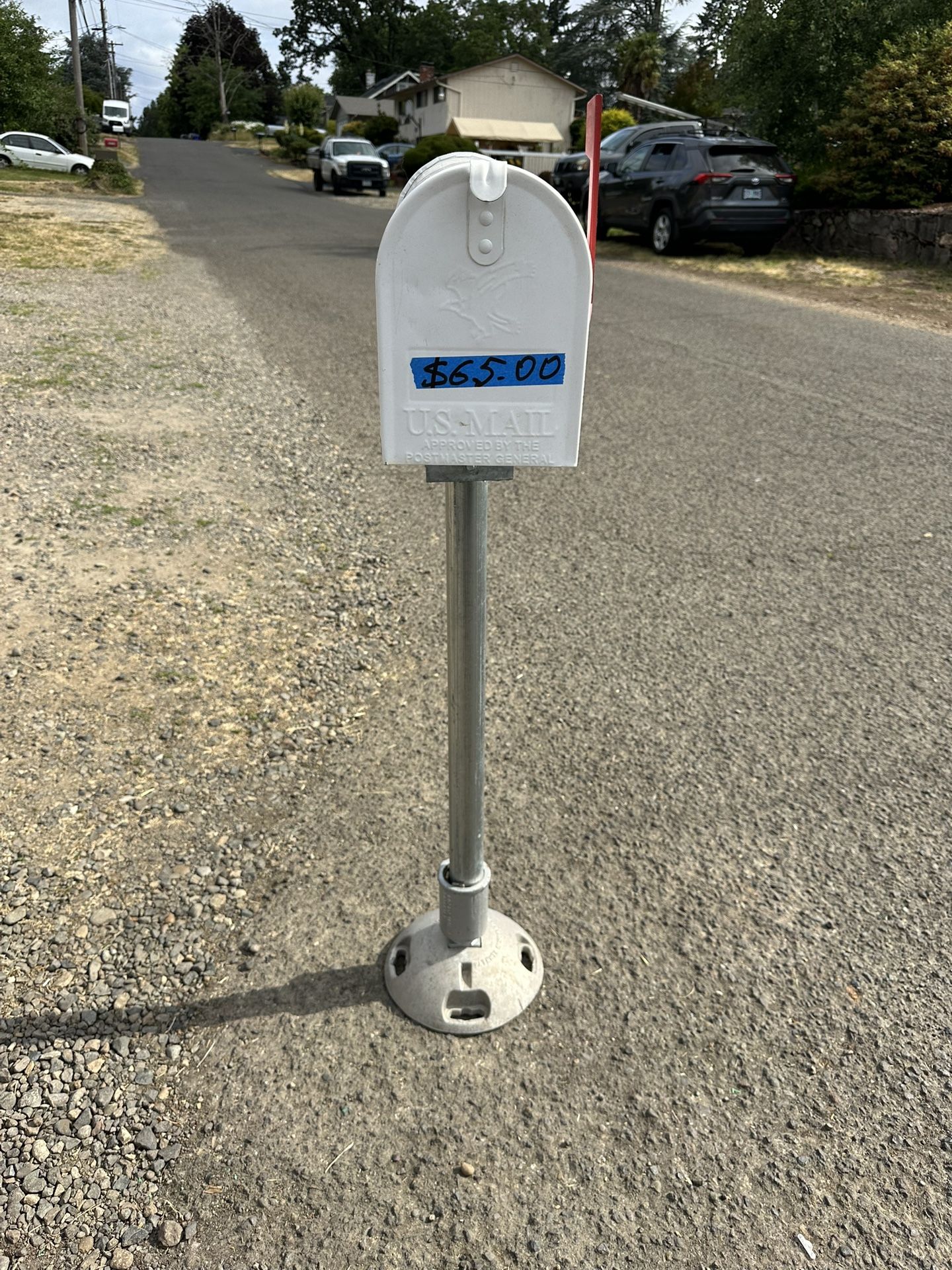 Mailbox and support