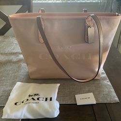 Coach Horse and Carriage Jacquard City Zip Tote NWT