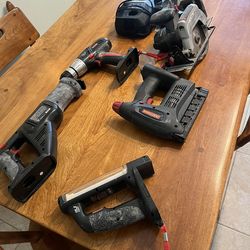 Craftsman 20 V five piece tool set