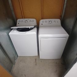 GE washer And Dryer 