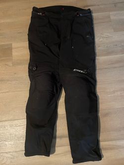 DAINESE RIDING PANTS  size L