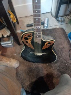 Electric acoustic guitar