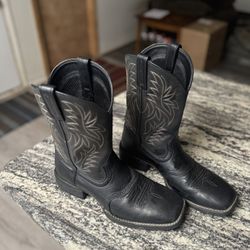 Ariat Boots in black leather 9.5 EE