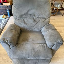 Recliner - Free 