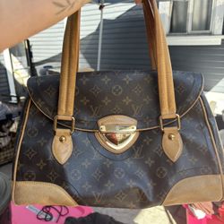 Louis Vuitton Beverly MM