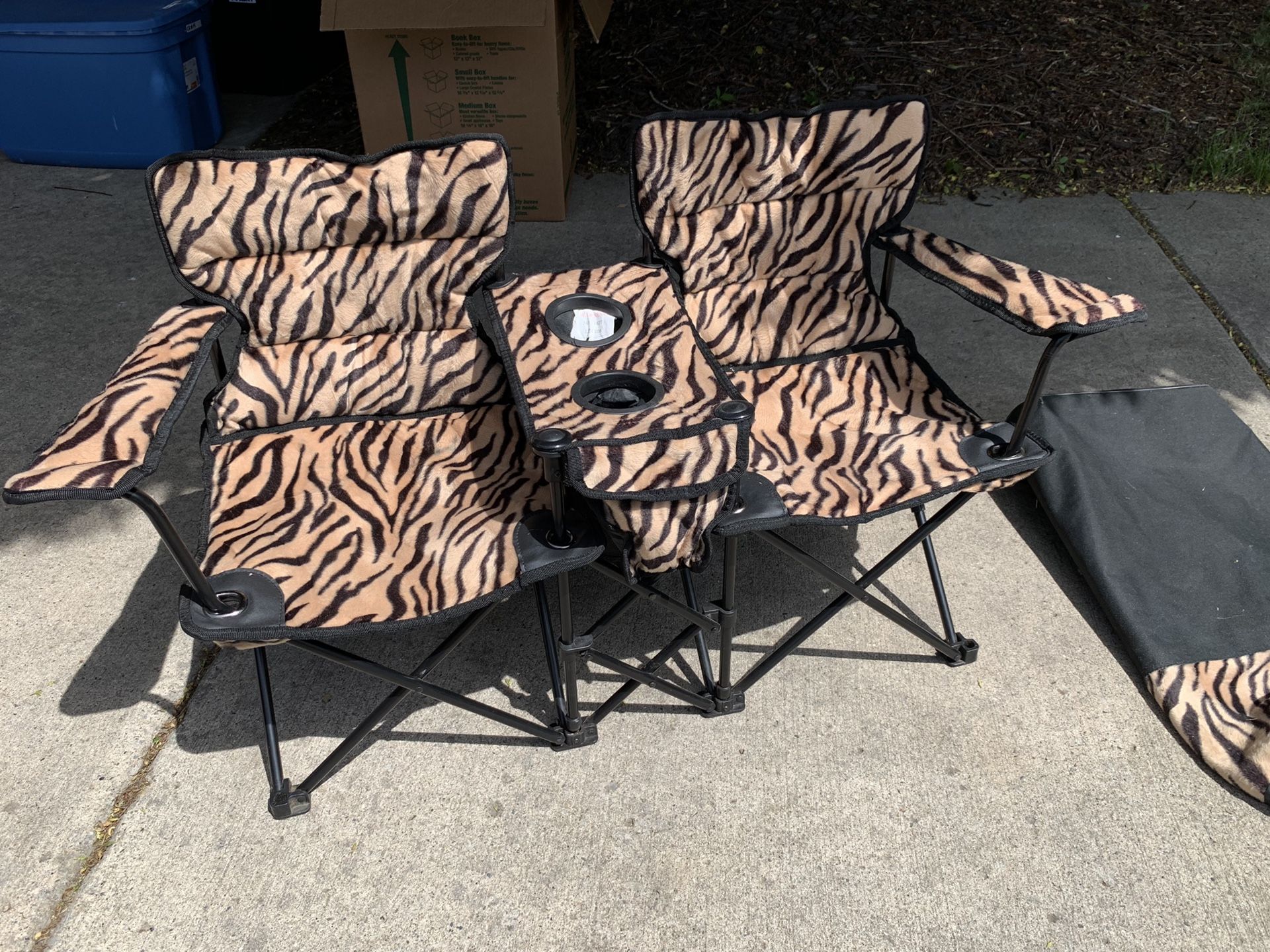 Double Chair