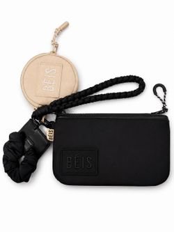 Beis wristlet