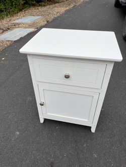 White night stand
