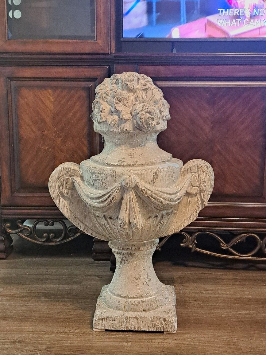 MgO Flowers In Vase, Decor French Style