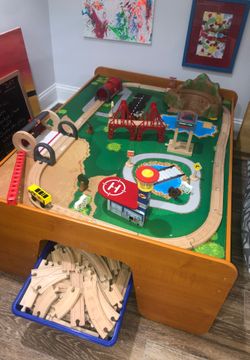 Kids Kraft Train Table