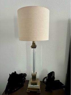 2 lamps