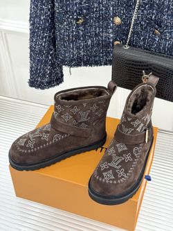 New LV women's shoes – all sizes available