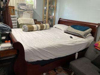 Dresser, Bed frame, Cabinet, Desk
