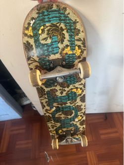 Skateboard