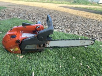 Husqvarna T435 chainsaw